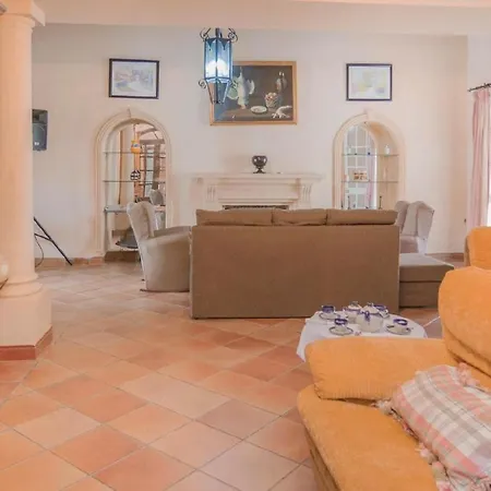 Mit Privatpool Fuer 8 Personen Ca 240 Qm In Palma Del Rio, Andalusien Provinz Cordoba Holiday home Palma del Rio